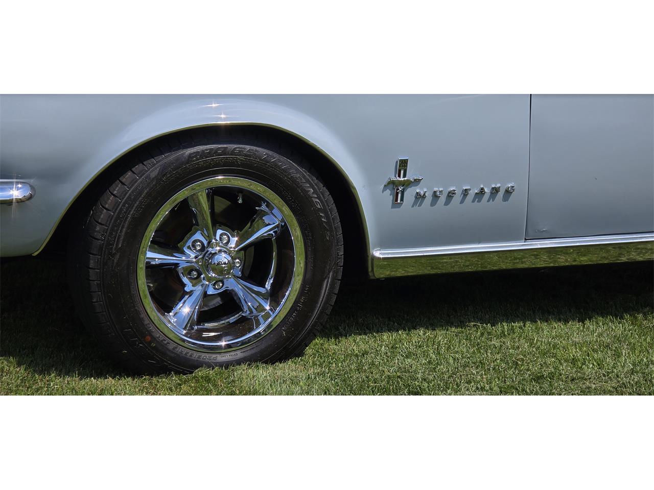 Ford-Mustang-1967-Light-Blue-Tan-17