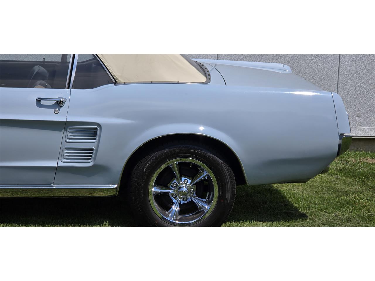 Ford-Mustang-1967-Light-Blue-Tan-6