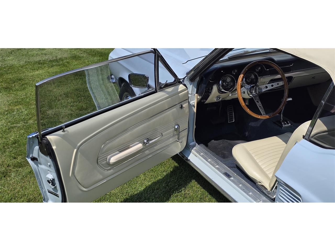 Ford-Mustang-1967-Light-Blue-Tan-7