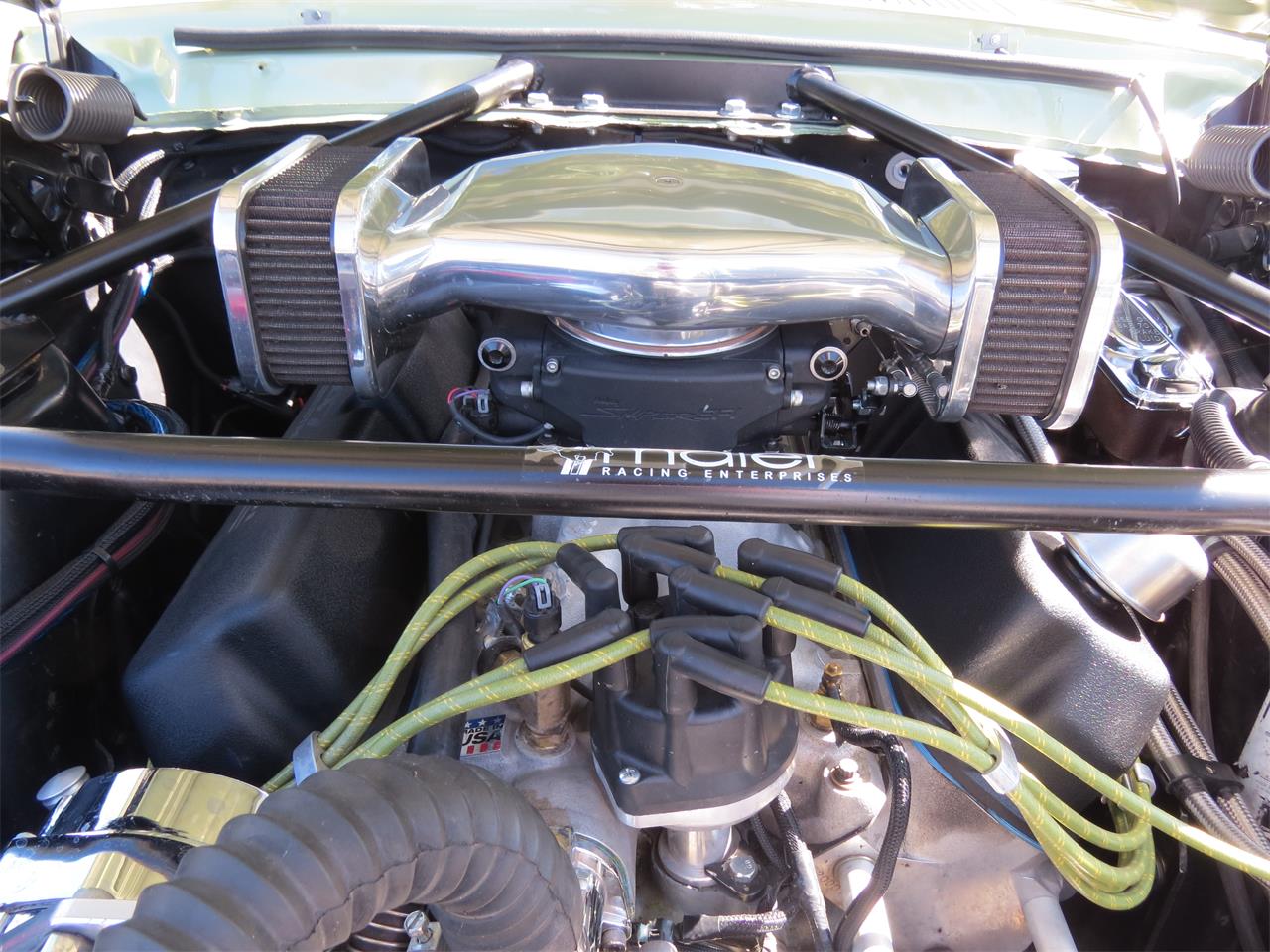 Ford-Mustang-1967-Lime-Gold-Custom-BlackCharcoal-10