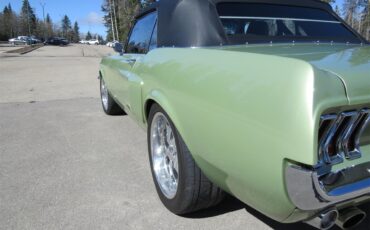 Ford-Mustang-1967-Lime-Gold-Custom-BlackCharcoal-13
