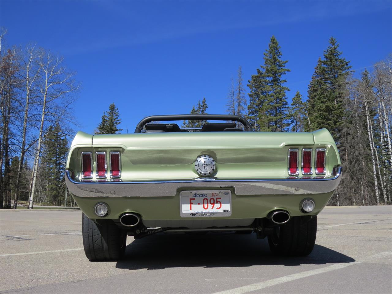 Ford-Mustang-1967-Lime-Gold-Custom-BlackCharcoal-14