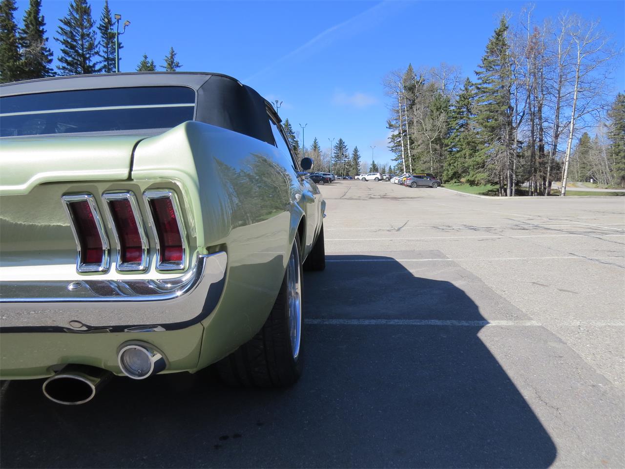 Ford-Mustang-1967-Lime-Gold-Custom-BlackCharcoal-15
