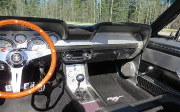Ford-Mustang-1967-Lime-Gold-Custom-BlackCharcoal-23