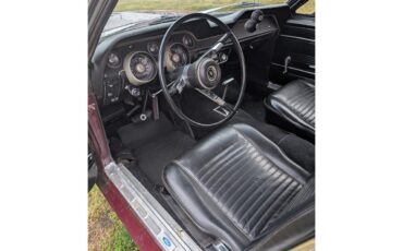 Ford-Mustang-1967-Maroon-Black-11