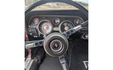 Ford-Mustang-1967-Maroon-Black-14