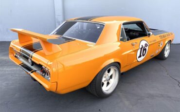 Ford-Mustang-1967-Orange-Black-12