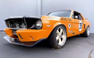 Ford-Mustang-1967-Orange-Black-20