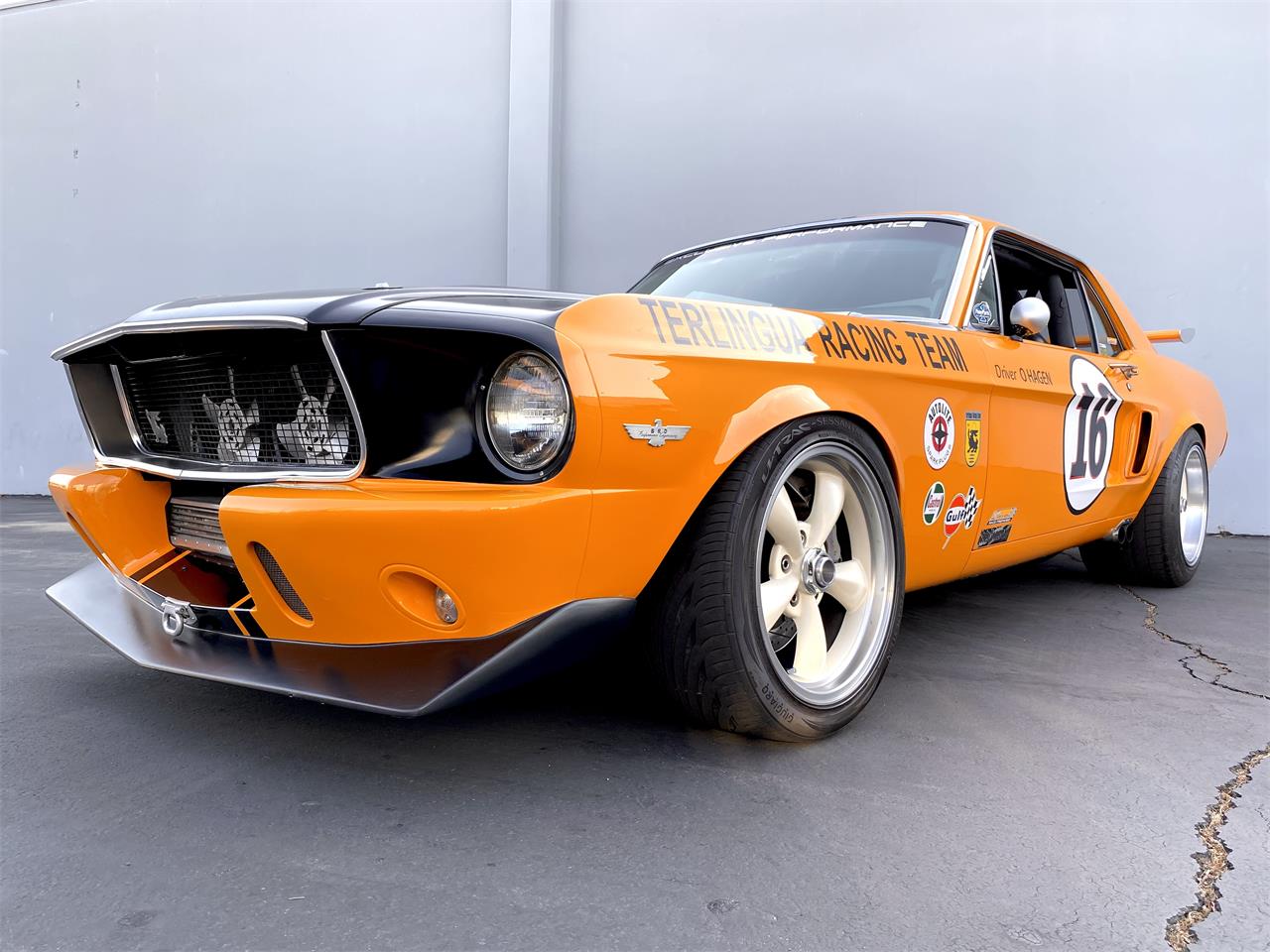Ford-Mustang-1967-Orange-Black-20