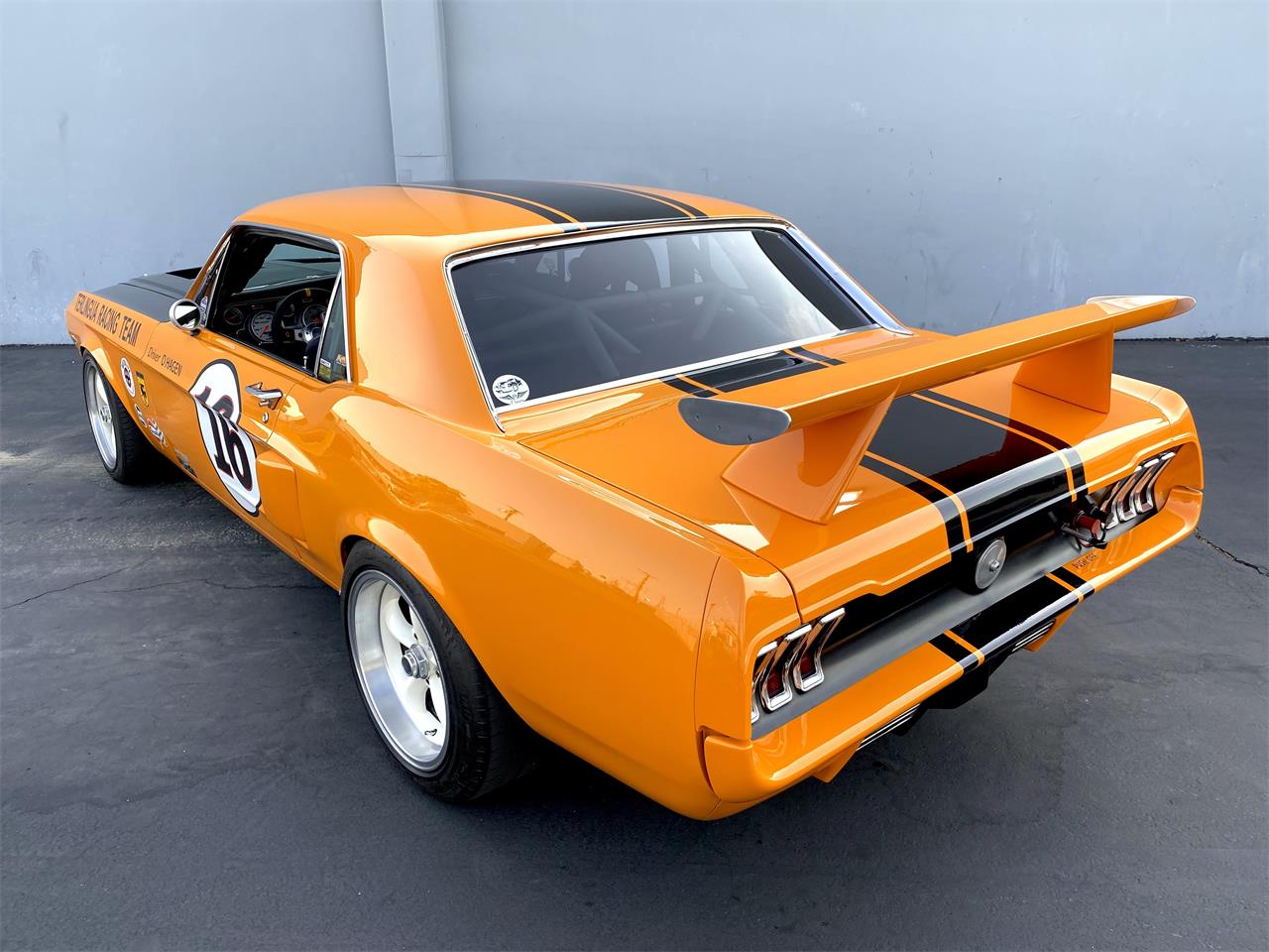 Ford-Mustang-1967-Orange-Black-22