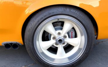 Ford-Mustang-1967-Orange-Black-30