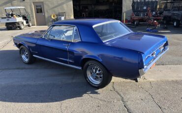 Ford-Mustang-1967-Presidential-Blue-Black-4