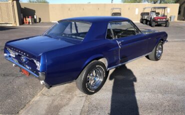 Ford-Mustang-1967-Presidential-Blue-Black-6
