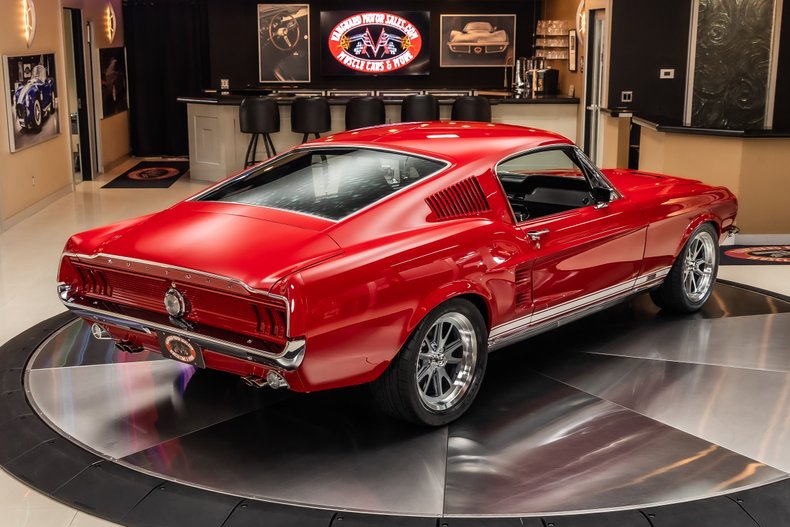 Ford-Mustang-1967-Red-10