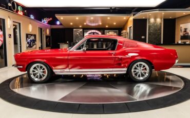 Ford-Mustang-1967-Red-12