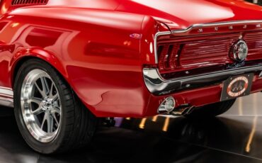 Ford-Mustang-1967-Red-21