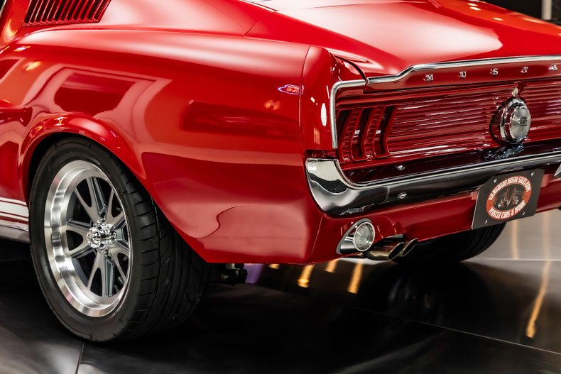 Ford-Mustang-1967-Red-21