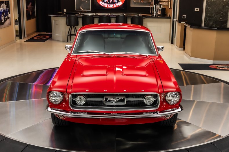 Ford-Mustang-1967-Red-29