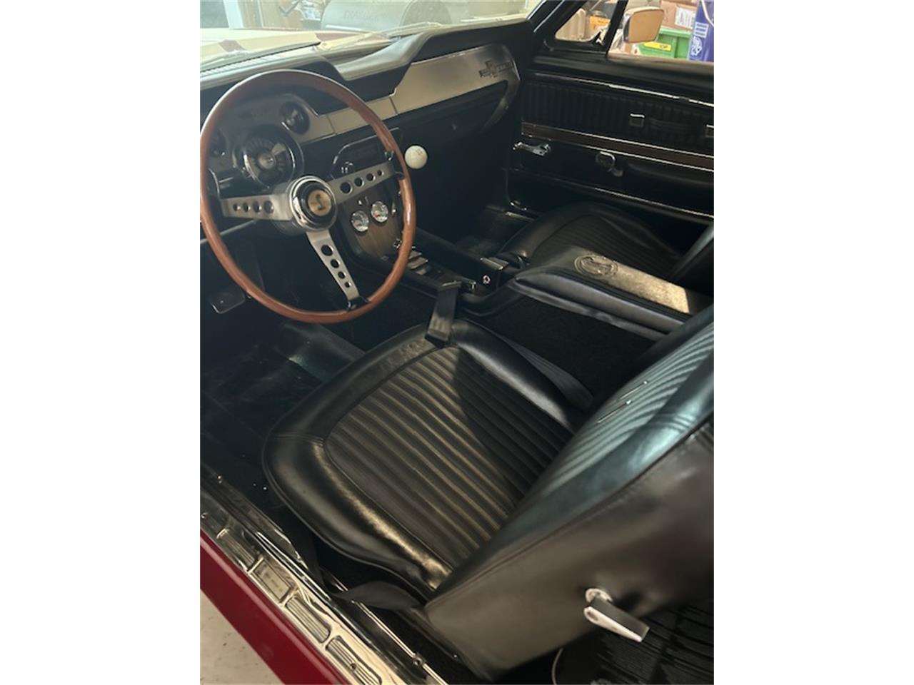 Ford-Mustang-1967-Red-Black-5