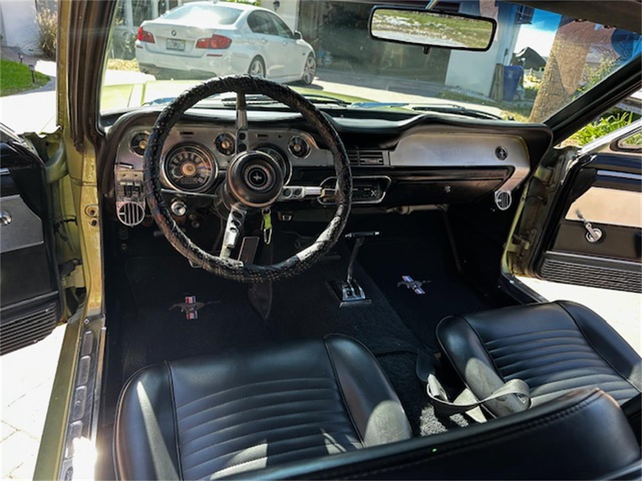 Ford-Mustang-1967-Sea-Green-Black-11