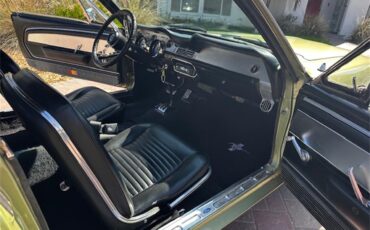 Ford-Mustang-1967-Sea-Green-Black-13