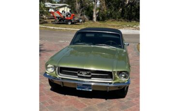 Ford-Mustang-1967-Sea-Green-Black