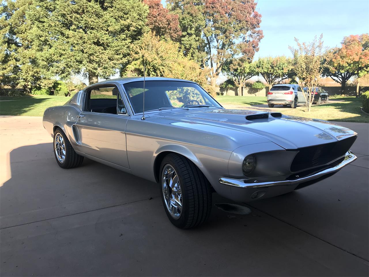 Ford-Mustang-1967-Silver-Black-13