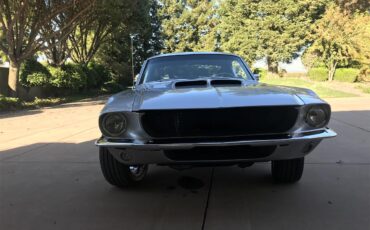 Ford-Mustang-1967-Silver-Black-20