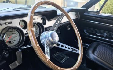 Ford-Mustang-1967-Silver-Black-22