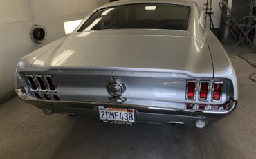 Ford-Mustang-1967-Silver-Black-24