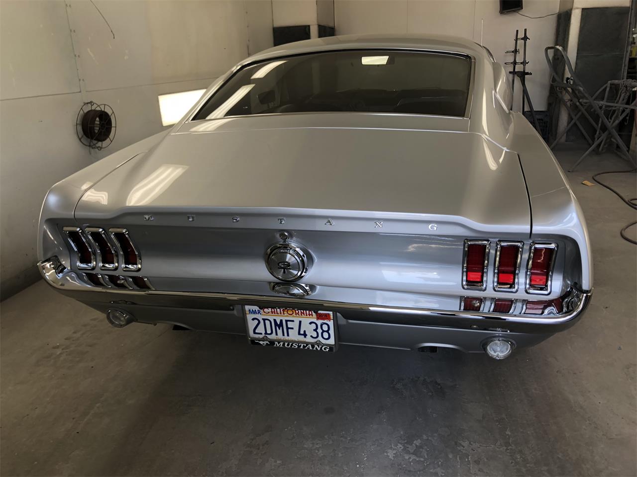 Ford-Mustang-1967-Silver-Black-24