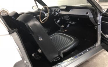 Ford-Mustang-1967-Silver-Black-25