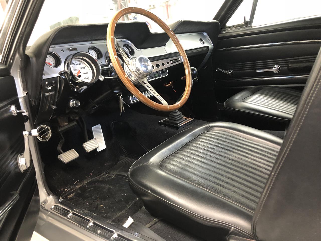 Ford-Mustang-1967-Silver-Black-27