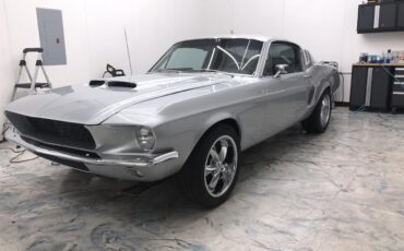 Ford-Mustang-1967-Silver-Black-6