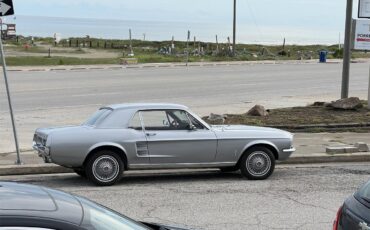 Ford-Mustang-1967-Silver-Frost-Red-17