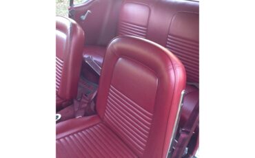 Ford-Mustang-1967-Silver-Frost-Red-7