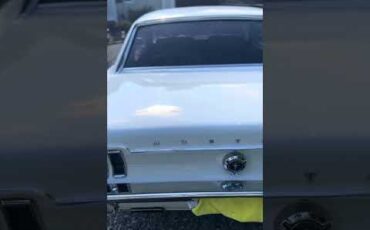 Ford-Mustang-1967-White-Black