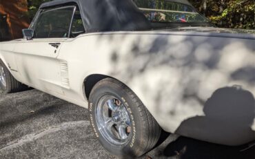 Ford-Mustang-1967-White-Black-4