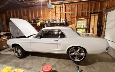 Ford-Mustang-1967-White-Black-9