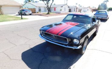 Ford-Mustang-1968-Black-10