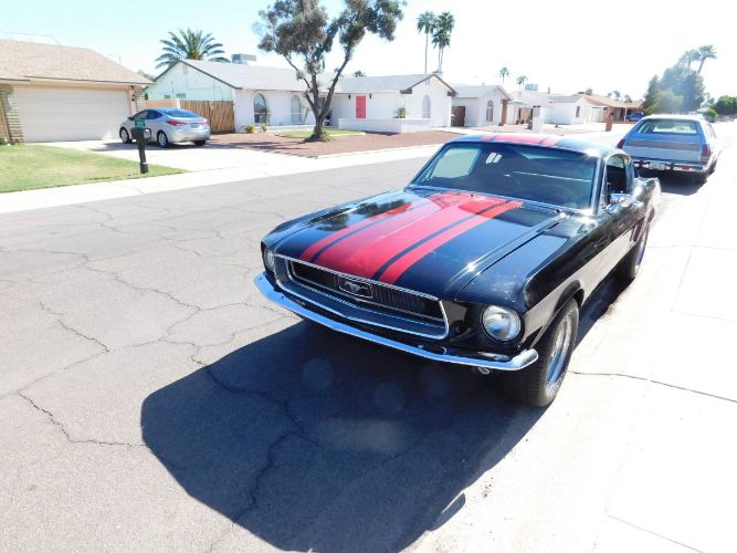 Ford-Mustang-1968-Black-10