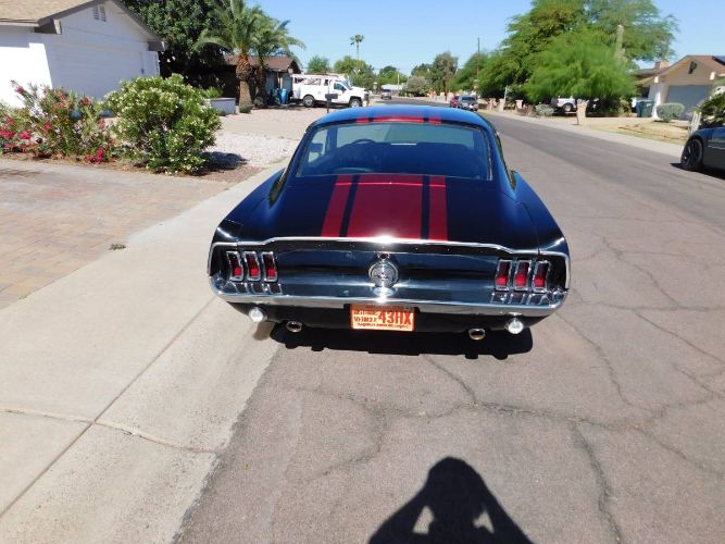 Ford-Mustang-1968-Black-13