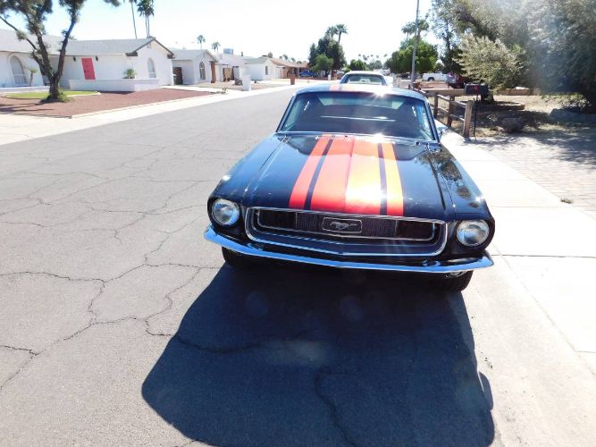 Ford-Mustang-1968-Black-17