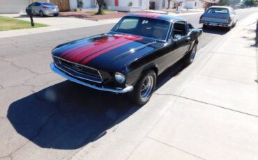 Ford-Mustang-1968-Black