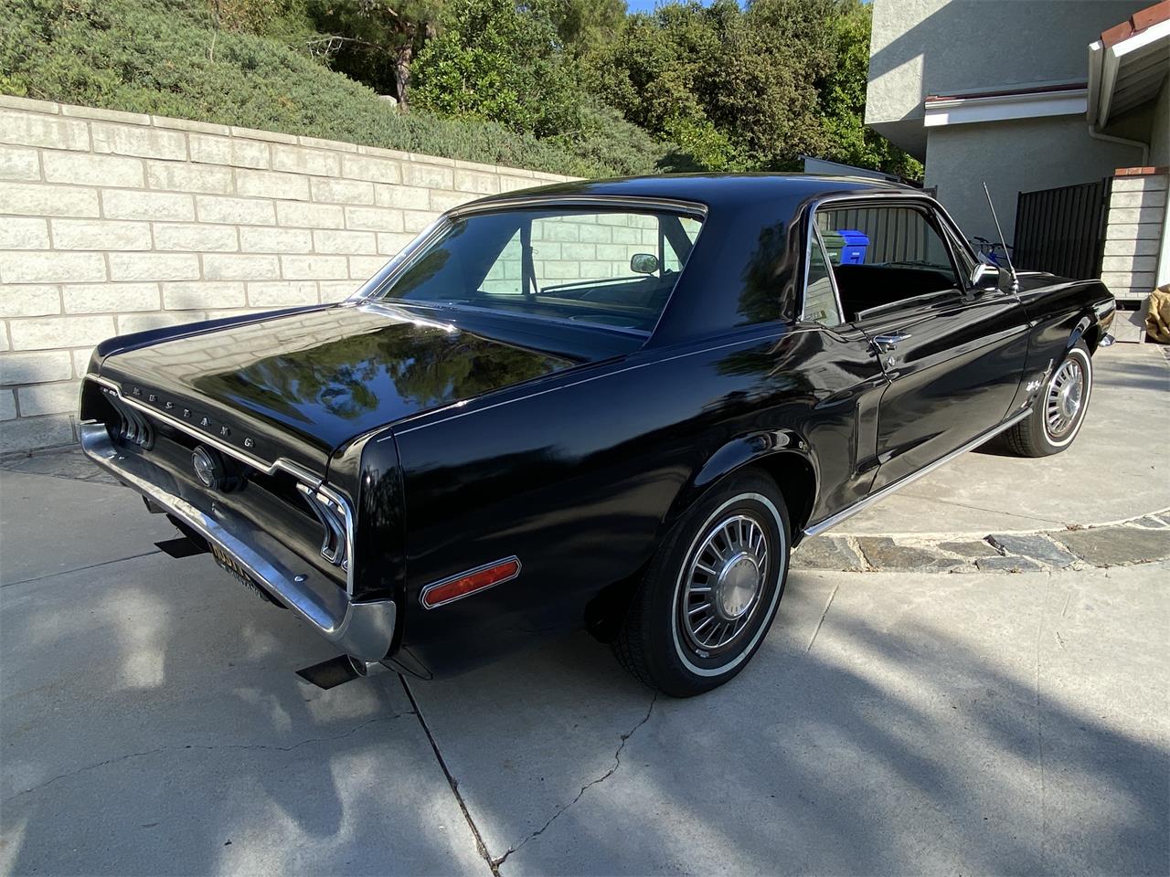 Ford-Mustang-1968-Black-Black-12
