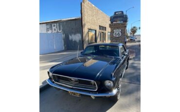 Ford-Mustang-1968-Black-Black-4