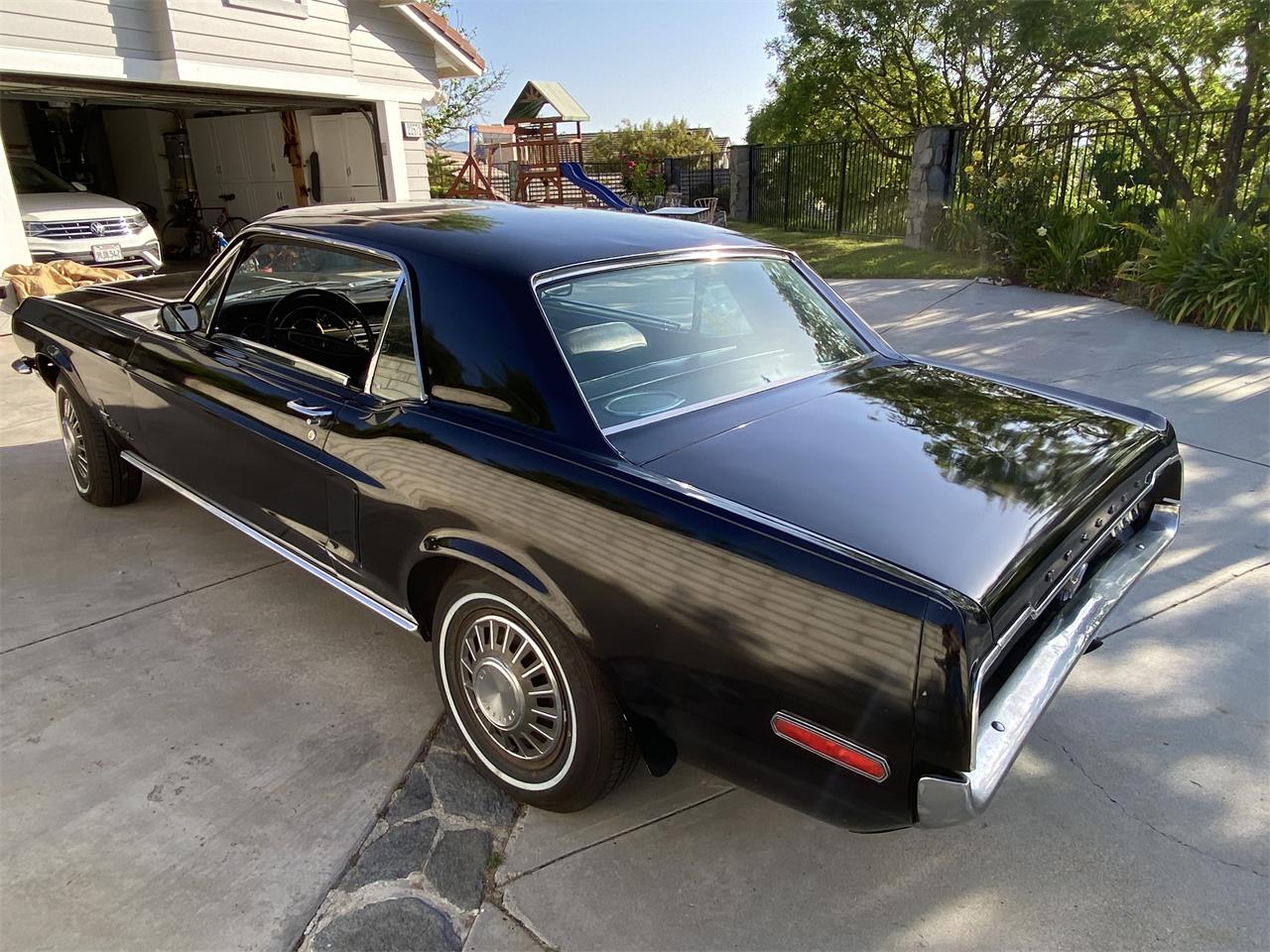 Ford-Mustang-1968-Black-Black-46