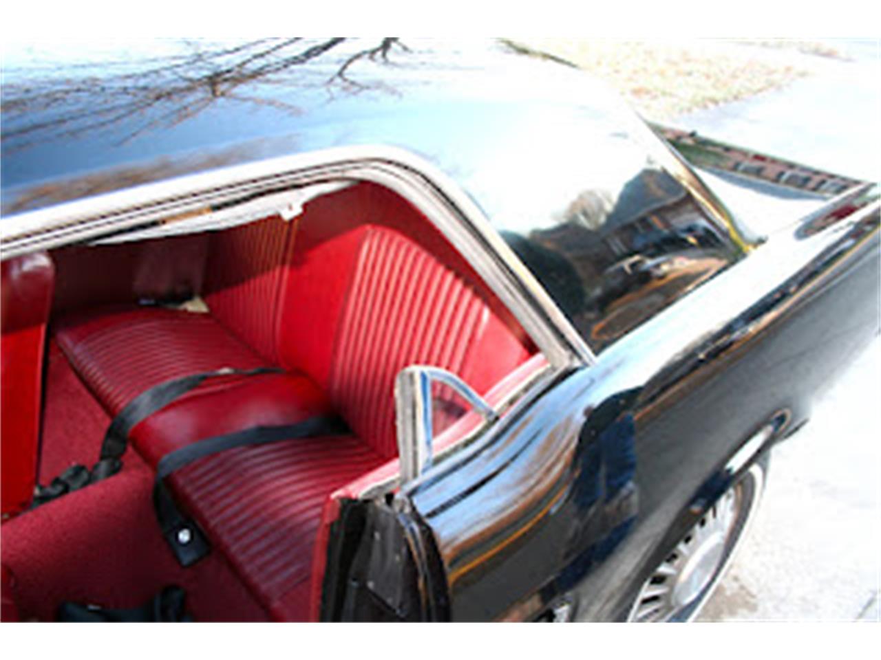 Ford-Mustang-1968-Black-Red-11