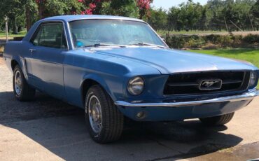 Ford-Mustang-1968-Blue-Black-3