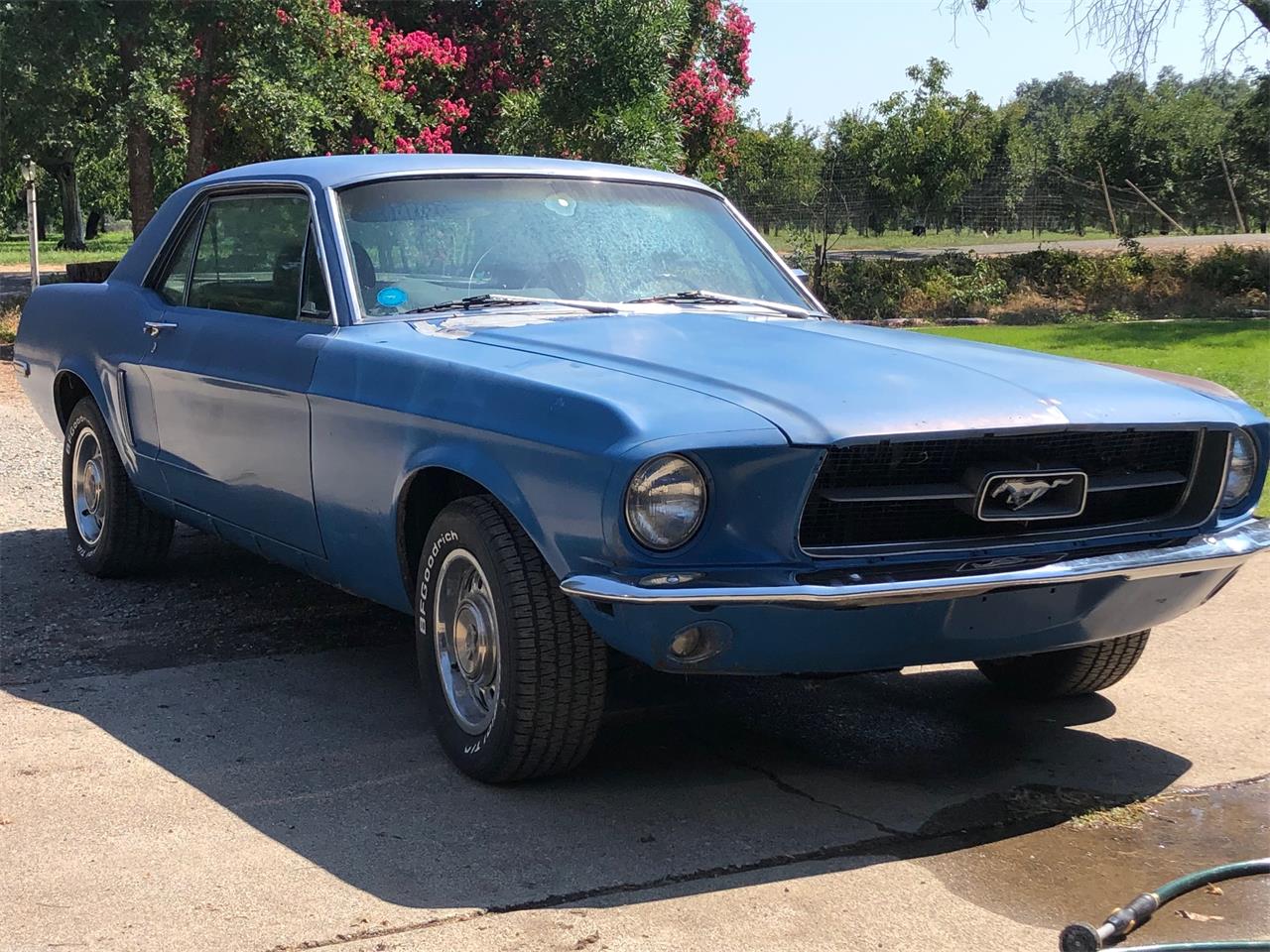 Ford-Mustang-1968-Blue-Black-3